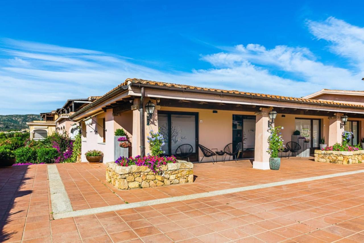 Relais Il Corallo Порто Сан Паоло Екстериор снимка
